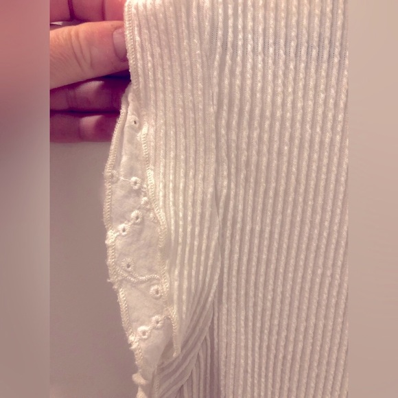 Elevated T-shirt - Picture 3 of 4